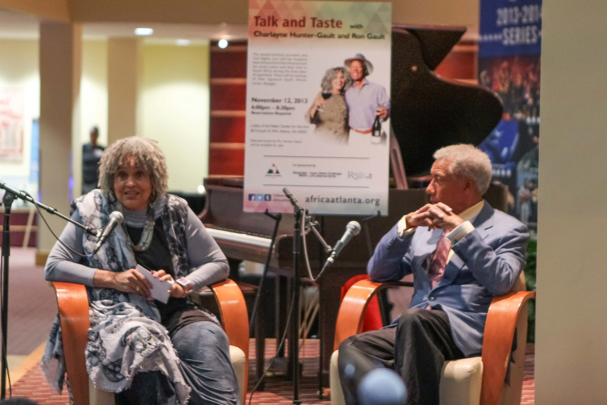 Journalist Charlayne Hunter-Gault (l) and Ron Gault. 